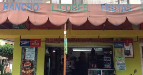 LA TIENDA DE LA ESQUINA PIVIS BOGOTÁ LA TIENDA DE LA ESQUINA PIVIS BOGOTÁ